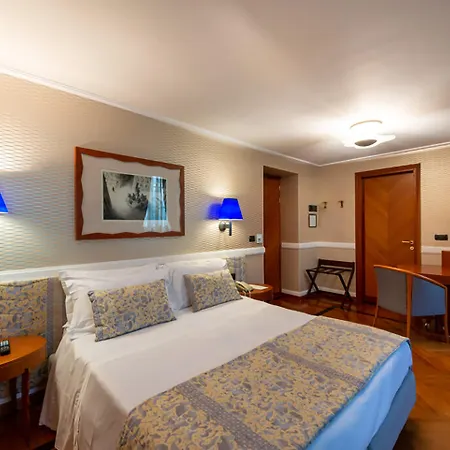 Hotel Grand Ortigia Syrakuzy