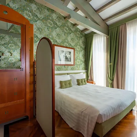 Hotel Grand Ortigia Syrakuzy