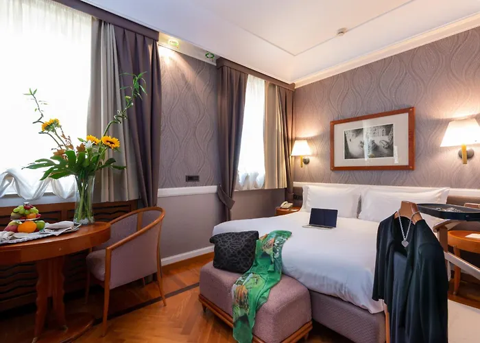 奥提伽大酒店 5*