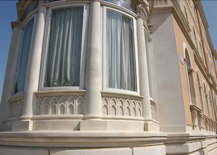 奥提伽大酒店 酒店